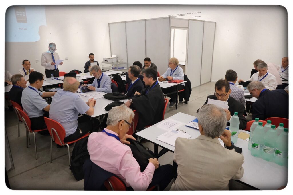 UY25 CV Comisionados y Jurado_013