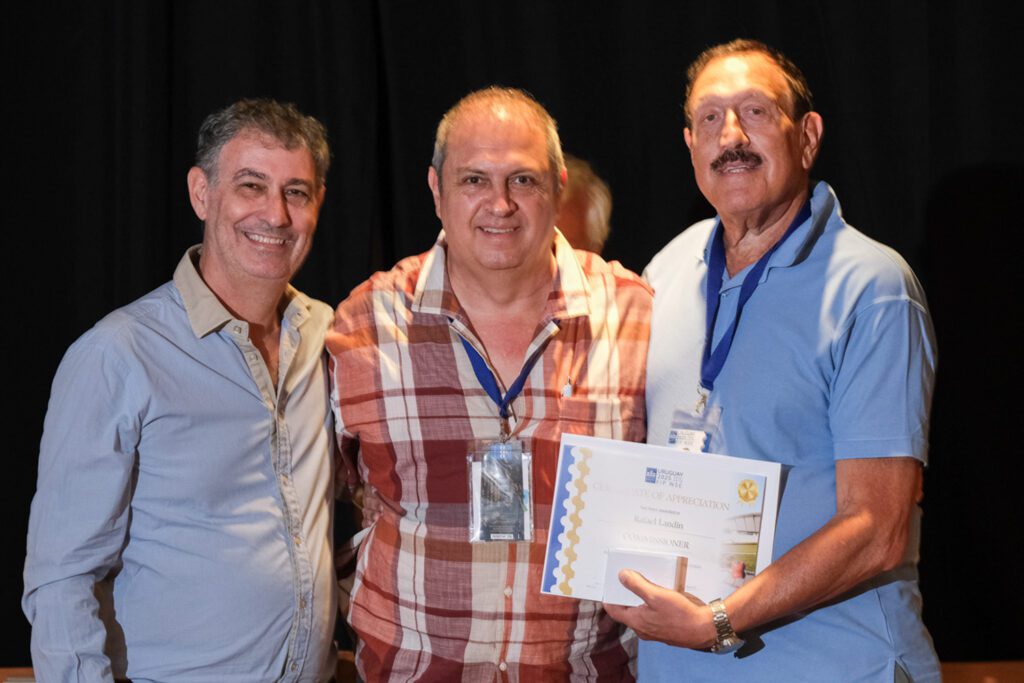 UY25 CV Comisionados y Jurado_047